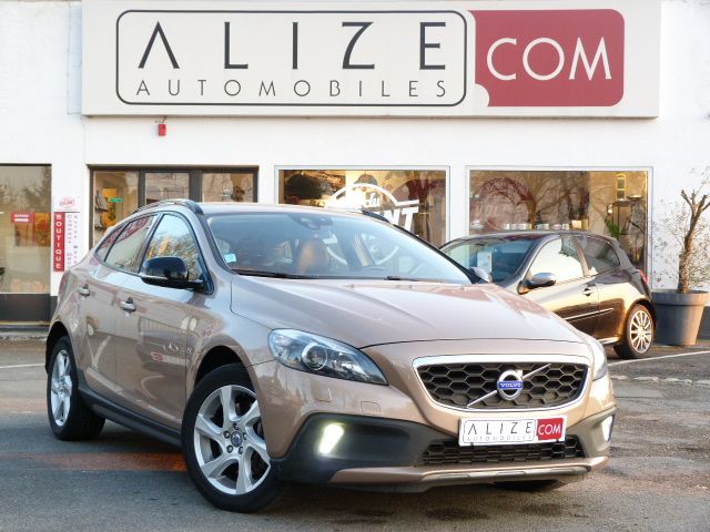 volvo V40 CROSS COUNTRY