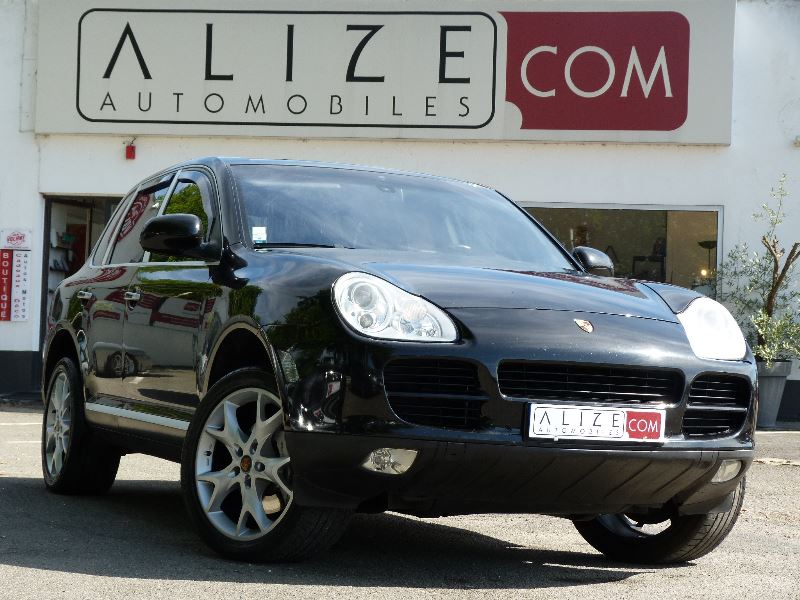 porsche CAYENNE