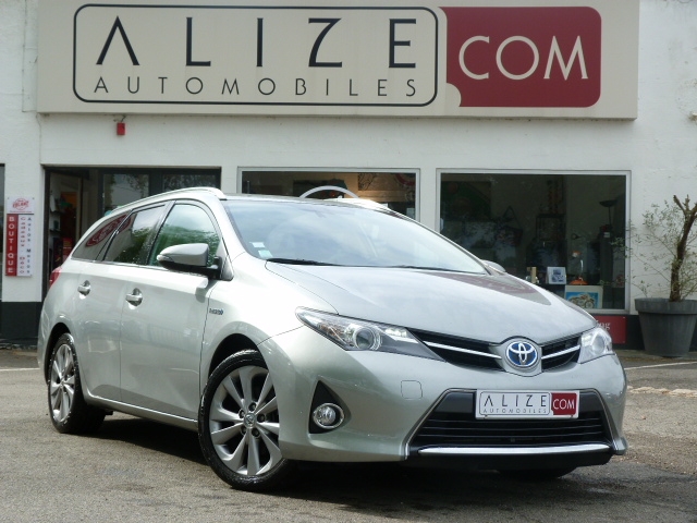 toyota AURIS TOURING SPORTS