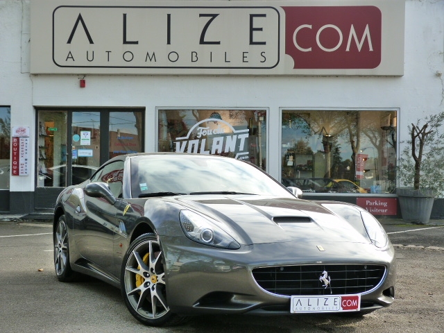 ferrari CALIFORNIA