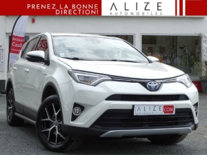 TOYOTA RAV4 hybride essence . 
Une occasion Alizé Automobiles 
77930 Chailly En Bière