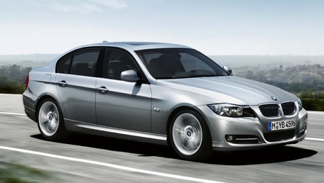 BMW Série 3 PackLuxe : la haute technologie à prix abordable
